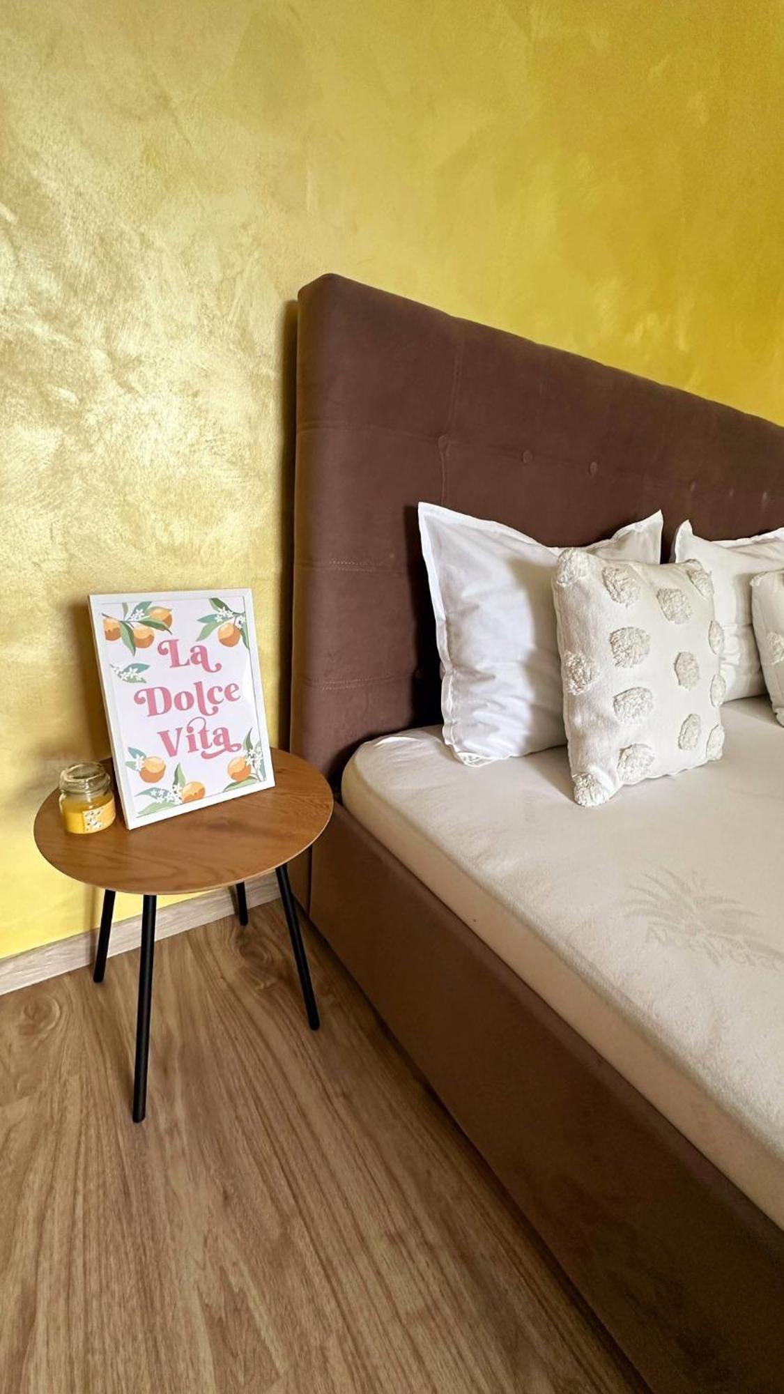 Eral Apartment Mamaia Ngoại thất bức ảnh